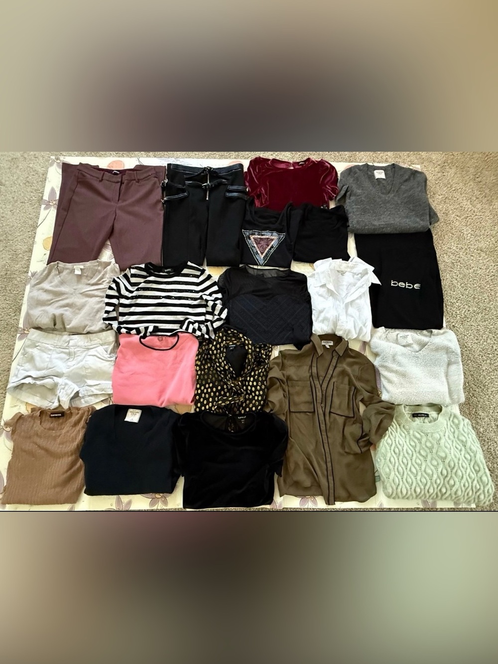 Women /Junior branded name bundle of 20 items sz XS-M